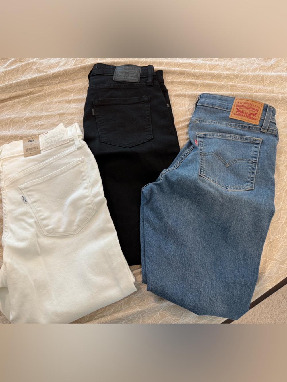 Levi's White Jeans with Red Tab Accent